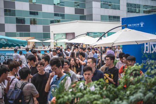 卓越表现不 卓越表现不