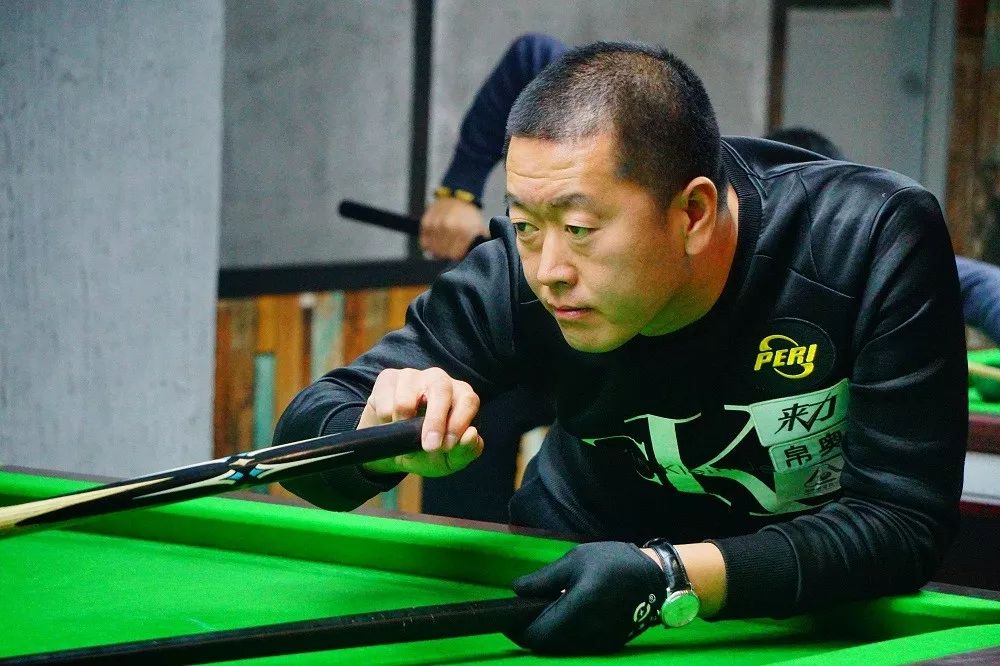 一线的对人 一线的对人